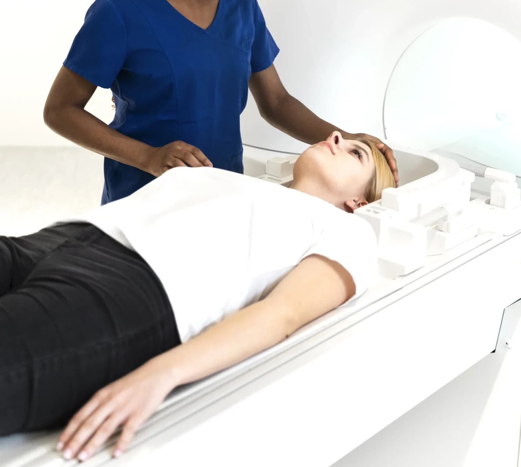 Open MRI Spine procedure at DCDC Dubai Healthcare City