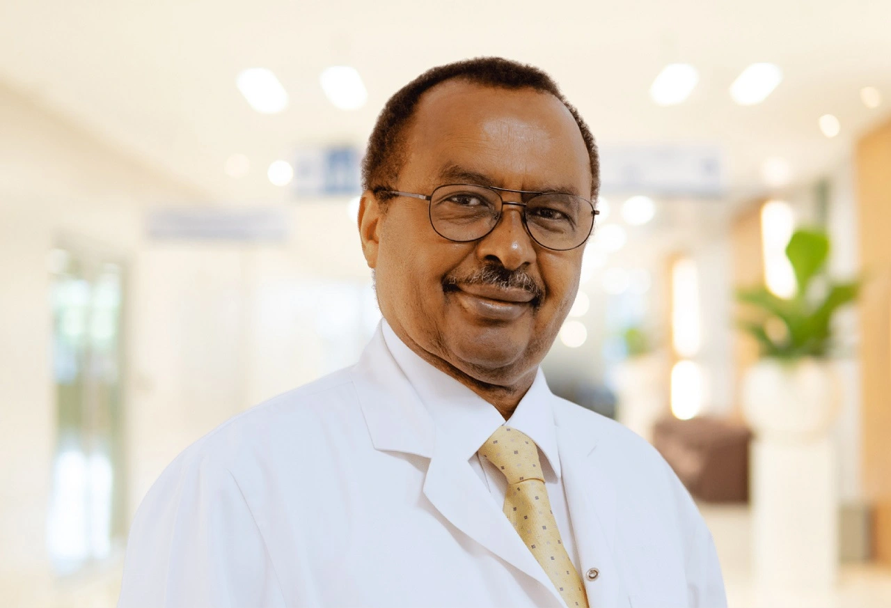 Dr. Mohamed Ali Eltom